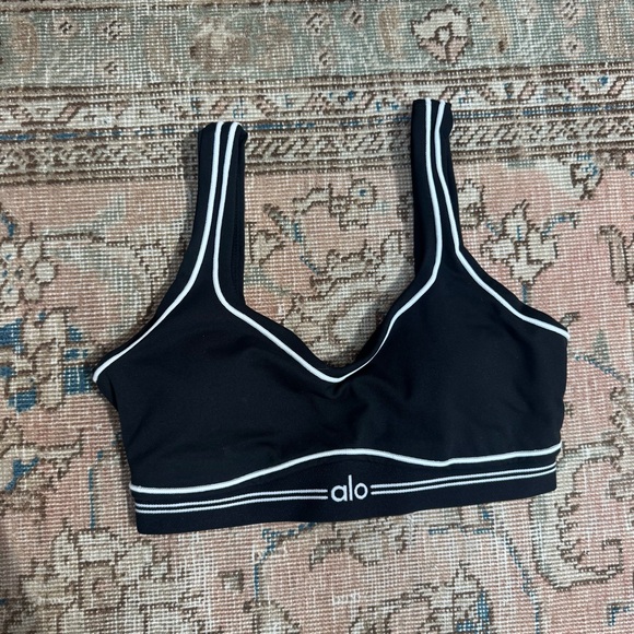 Authentic Alo black set - Picture 2 of 5